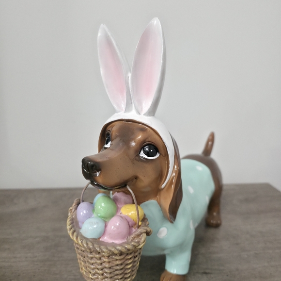 Easter Dachshund with Bunny Ears holding a basket Figurine Viral TikTok - Picture 4 of 7